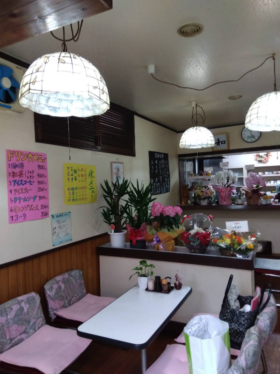 珈琲苑 憩 テーブル席